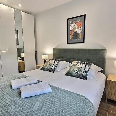Apartamento Vue Rivière, élégant T2, Neuf, Terrasse, Rdc *