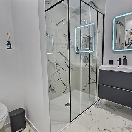 Vue Riviere, Elegant T2, Neuf, Terrasse, Rdc アパート